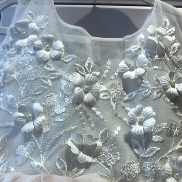 Flower girl dress in great condition - Picture 2 of 3